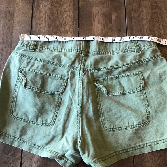 J Crew Women’s Shorts Size 2 - Picture 4 of 4